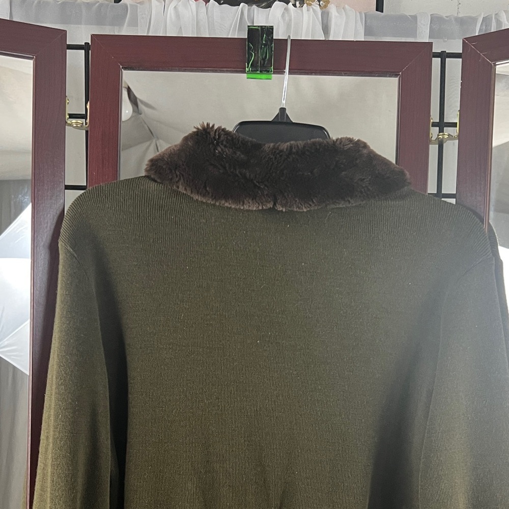 Vintage Nina Leonard brown Cardigan with Chocolate faux fur Collar. - Picture 8 of 10